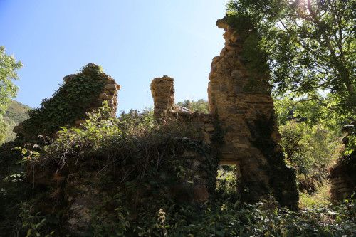 Altuzarra aldea de Escaray