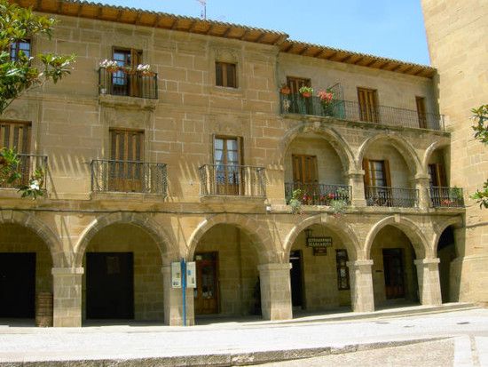 Antigua Abadía de Briones